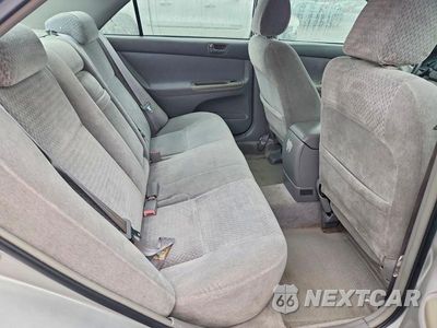 Zdjęcie 10 z 12 samochodu: 2002 TOYOTA CAMRY LE VIN:4T1BE32K72U508967 - miniatura