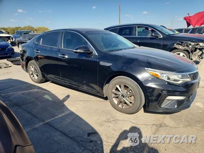 Czwarte zdjęcie samochodu z boku: 2020 KIA OPTIMA LX VIN:5XXGT4L38LG382123 - miniatura