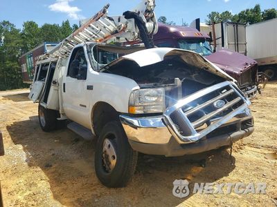 Czwarte zdjęcie samochodu z boku: 2001 FORD F550 SUPER DUTY BUCKET TRUCK VIN:1FDAF57F91EA03313 - miniatura