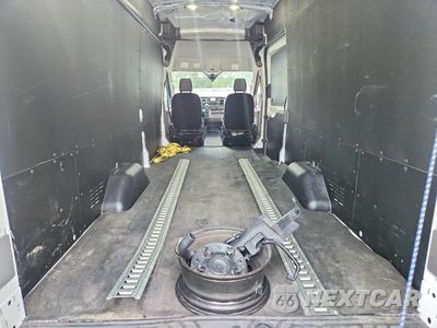 Zdjęcie 10 z 13 samochodu: 2025 FORD TRANSIT 350 DELIVERY VAN VIN:1FTBW3X83SKA96069 - miniatura