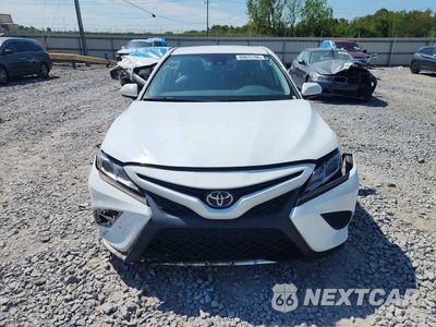 Piąte zdjęcie samochodu w środku: 2020 TOYOTA CAMRY SE VIN:4T1G11AK9LU963697 - miniatura