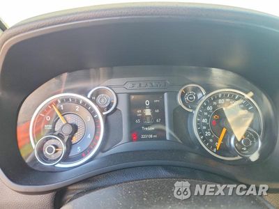 Zdjęcie 9 z 12 samochodu: 2019 RAM 2500 TRADESMAN VIN:3C6UR5CLXKG518441 - miniatura