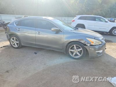 Czwarte zdjęcie samochodu z boku: 2014 NISSAN ALTIMA 2.5 SV VIN:1N4AL3AP5EC417070 - miniatura