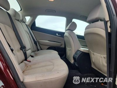 Zdjęcie 10 z 12 samochodu: 2017 KIA OPTIMA LX VIN:5XXGT4L30HG154799 - miniatura