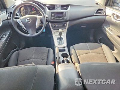 Zdjęcie 8 z 12 samochodu: 2015 NISSAN SENTRA S VIN:3N1AB7AP1FY345073 - miniatura