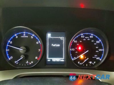 Zdjęcie 9 z 13 samochodu: 2018 TOYOTA RAV4 LE VIN:JTMBFREV4JJ737584 - miniatura