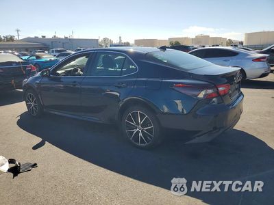 Drugie zdjęcie samochodu z przodu: 2021 TOYOTA CAMRY LE VIN:4T1C31AK7MU568363 - miniatura