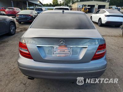 Zdjęcie 6 z 12 samochodu: 2013 MERCEDES-BENZ C 300 4MATIC VIN:WDDGF8AB7DA817760 - miniatura