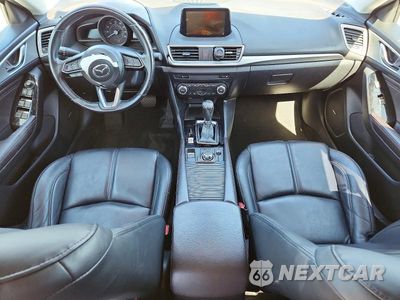 Zdjęcie 8 z 12 samochodu: 2018 MAZDA 3 TOURING VIN:3MZBN1V35JM158459 - miniatura