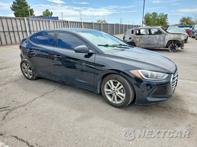 Czwarte zdjęcie samochodu z boku: 2018 HYUNDAI ELANTRA VIN:5NPD84LF5JH352402 - miniatura