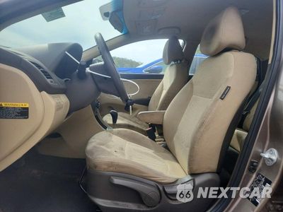 Zdjęcie 7 z 12 samochodu: 2014 HYUNDAI ACCENT GLS VIN:KMHCT4AE2EU740490 - miniatura
