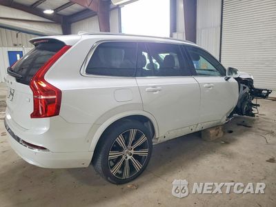 Trzecie zdjęcie samochodu z tyłu: 2024 VOLVO XC90 PLUS VIN:YV4H60CE3R1153095 - miniatura