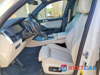 Zdjęcie 7 z 13 samochodu: 2021 BMW X5 XDRIVE45E VIN:5UXTA6C01M9D91560 - miniatura