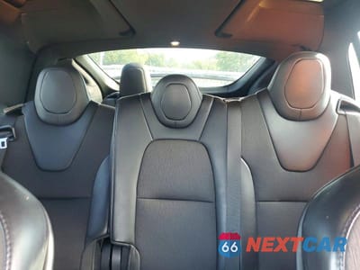 Zdjęcie 10 z 13 samochodu: 2018 TESLA MODEL X VIN:5YJXCAE22JF138308 - miniatura