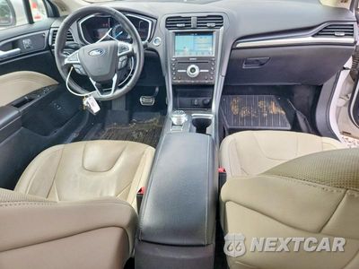 Zdjęcie 8 z 12 samochodu: 2018 FORD FUSION TITANIUM/PLATINUM PHEV VIN:3FA6P0SU0JR223569 - miniatura