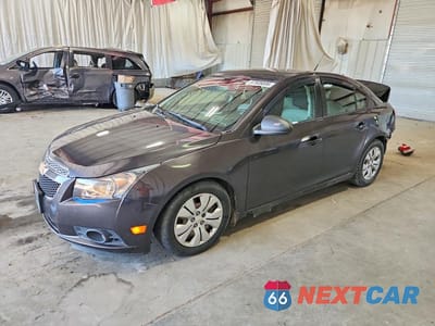 2014 CHEVROLET CRUZE LS 1G1PA5SG7E7427248 - główne zdjęcie licytacji z USA - miniatura