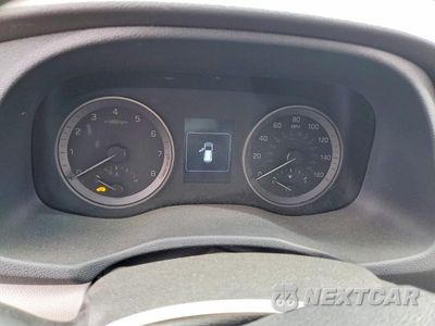 Zdjęcie 9 z 13 samochodu: 2018 HYUNDAI TUCSON VALUE VIN:KM8J3CA24JU668046 - miniatura