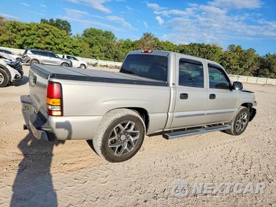 Trzecie zdjęcie samochodu z tyłu: 2006 GMC NEW SIERRA C1500 VIN:2GTEC13T161215344 - miniatura
