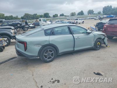 Trzecie zdjęcie samochodu z tyłu: 2025 KIA K4 LXS VIN:3KPFT4DE9SE095182 - miniatura