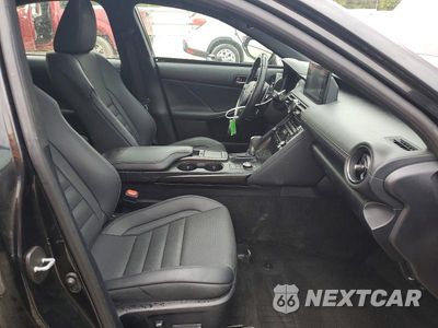Zdjęcie 7 z 12 samochodu: 2024 LEXUS IS VIN:JTHGZ1E25R5033580 - miniatura