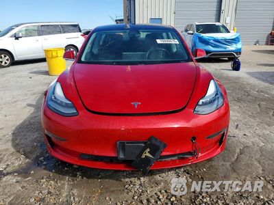 Piąte zdjęcie samochodu w środku: 2019 TESLA MODEL 3 VIN:5YJ3E1EAXKF304978 - miniatura