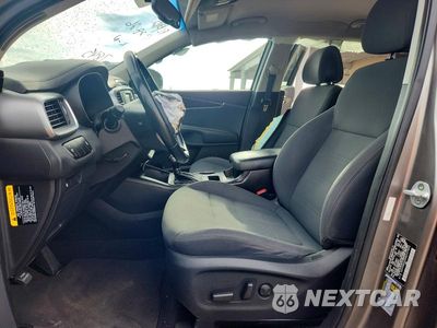 Zdjęcie 7 z 12 samochodu: 2016 KIA SORENTO LX VIN:5XYPG4A34GG137845 - miniatura