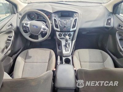 Zdjęcie 8 z 12 samochodu: 2012 FORD FOCUS SE VIN:1FAHP3K20CL396860 - miniatura