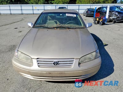 Piąte zdjęcie samochodu w środku: 1998 TOYOTA CAMRY LE VIN:JT2BG22K4W0210973 - miniatura