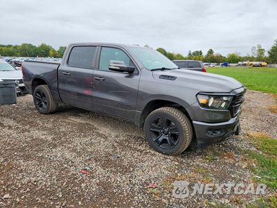 Czwarte zdjęcie samochodu z boku: 2020 RAM 1500 BIG HORN/LONE STAR VIN:1C6SRFFT8LN159320 - miniatura