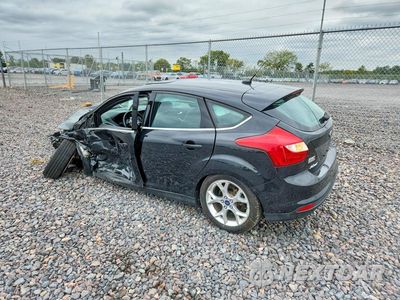 Drugie zdjęcie samochodu z przodu: 2014 FORD FOCUS TITANIUM VIN:1FADP3N29EL192684 - miniatura