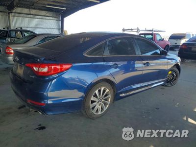 Trzecie zdjęcie samochodu z tyłu: 2016 HYUNDAI SONATA SPORT VIN:5NPE34AF0GH315594 - miniatura