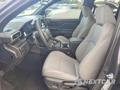 Zdjęcie 7 z 13 samochodu: 2026 TOYOTA TACOMA SR5 VIN:3TMKB5FN3TM080804 - miniatura