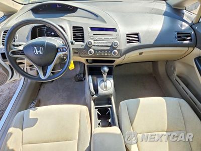 Zdjęcie 8 z 12 samochodu: 2011 HONDA CIVIC LX VIN:19XFA1F55BE014339 - miniatura