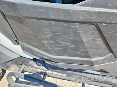 Zdjęcie 9 z 10 samochodu: 2021 POLARIS RZR XP 4 TURBO UTILITY VEHICLE VIN:3NSN4E925MF587751 - miniatura