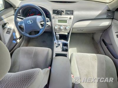 Zdjęcie 8 z 12 samochodu: 2010 TOYOTA CAMRY LE VIN:4T1BF3EKXAU550282 - miniatura