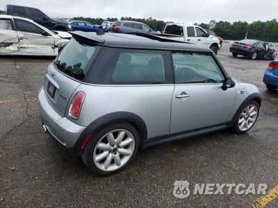 Trzecie zdjęcie samochodu z tyłu: 2005 MINI COOPER S VIN:WMWRE33445TD93323 - miniatura