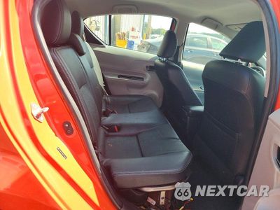 Zdjęcie 10 z 12 samochodu: 2013 TOYOTA PRIUS C FOUR VIN:JTDKDTB30D1045851 - miniatura