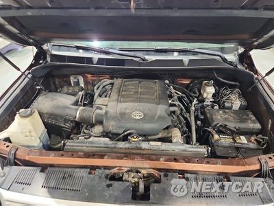 Zdjęcie 11 z 12 samochodu: 2014 TOYOTA TUNDRA CREWMAX PLATINUM VIN:5TFAY5F17EX326371 - miniatura