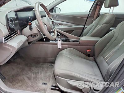 Zdjęcie 7 z 13 samochodu: 2025 HYUNDAI ELANTRA SEL VIN:KMHLS4DGXSU000424 - miniatura