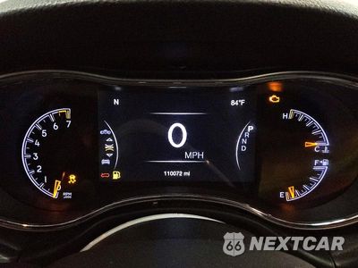 Zdjęcie 9 z 13 samochodu: 2019 JEEP GRAND CHEROKEE LAREDO VIN:1C4RJFAG6KC526959 - miniatura