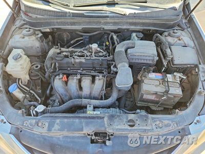 Zdjęcie 11 z 12 samochodu: 2011 HYUNDAI SONATA GLS VIN:5NPEB4ACXBH064813 - miniatura
