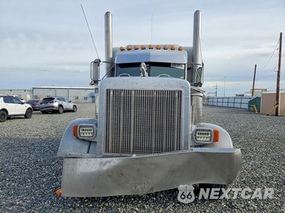 Piąte zdjęcie samochodu w środku: 2000 PETERBILT 379 VIN:1XP5DB9X5YD531767 - miniatura