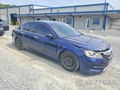 Czwarte zdjęcie samochodu z boku: 2017 HONDA ACCORD LX VIN:1HGCR2F3XHA057717 - miniatura