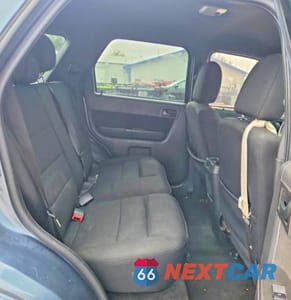 Zdjęcie 10 z 12 samochodu: 2010 FORD ESCAPE XLT VIN:1FMCU0DG3AKA53298 - miniatura