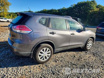 Trzecie zdjęcie samochodu z tyłu: 2016 NISSAN ROGUE S VIN:KNMAT2MV2GP626034 - miniatura