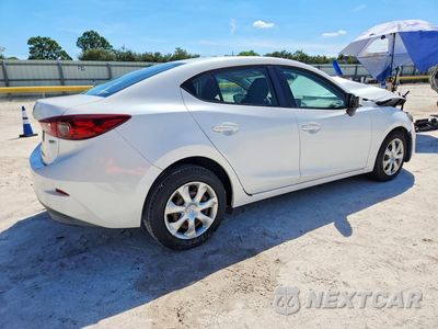 Trzecie zdjęcie samochodu z tyłu: 2018 MAZDA 3 SPORT VIN:3MZBN1U77JM241802 - miniatura