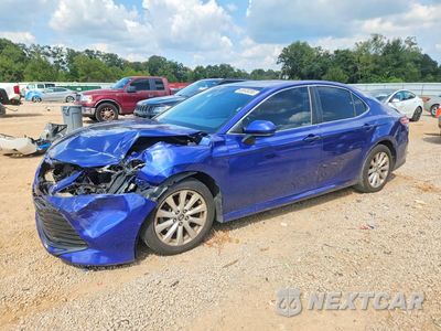 2018 TOYOTA CAMRY LE 4T1B11HKXJU606199 - główne zdjęcie licytacji z USA - miniatura