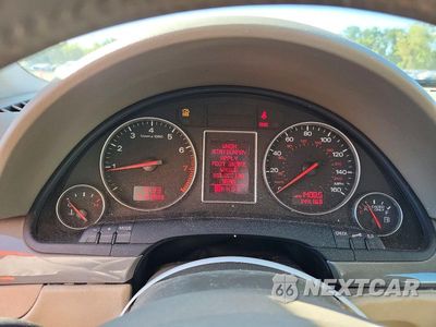 Zdjęcie 9 z 12 samochodu: 2005 AUDI A4 1.8T QUATTRO VIN:WAULC68E95A034167 - miniatura