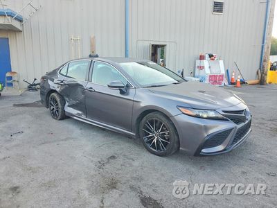 Czwarte zdjęcie samochodu z boku: 2022 TOYOTA CAMRY SE VIN:4T1G11AK7NU713247 - miniatura