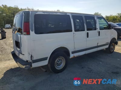 Trzecie zdjęcie samochodu z tyłu: 2000 CHEVROLET EXPRESS G2500 VIN:1GAGG25R1Y1197174 - miniatura